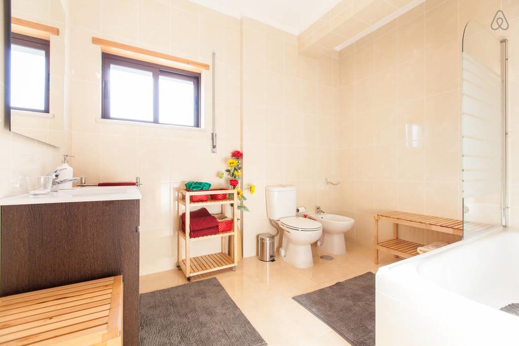 Midway To Geres And Braga Apartment Амарес Стая снимка
