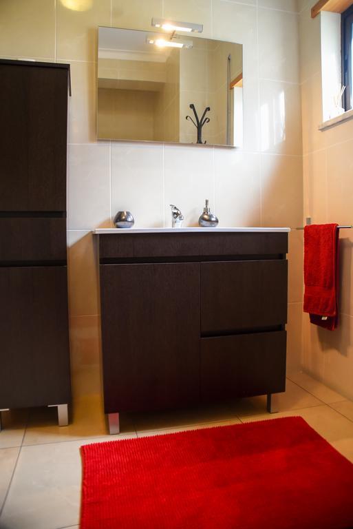 Midway To Geres And Braga Apartment Амарес Екстериор снимка