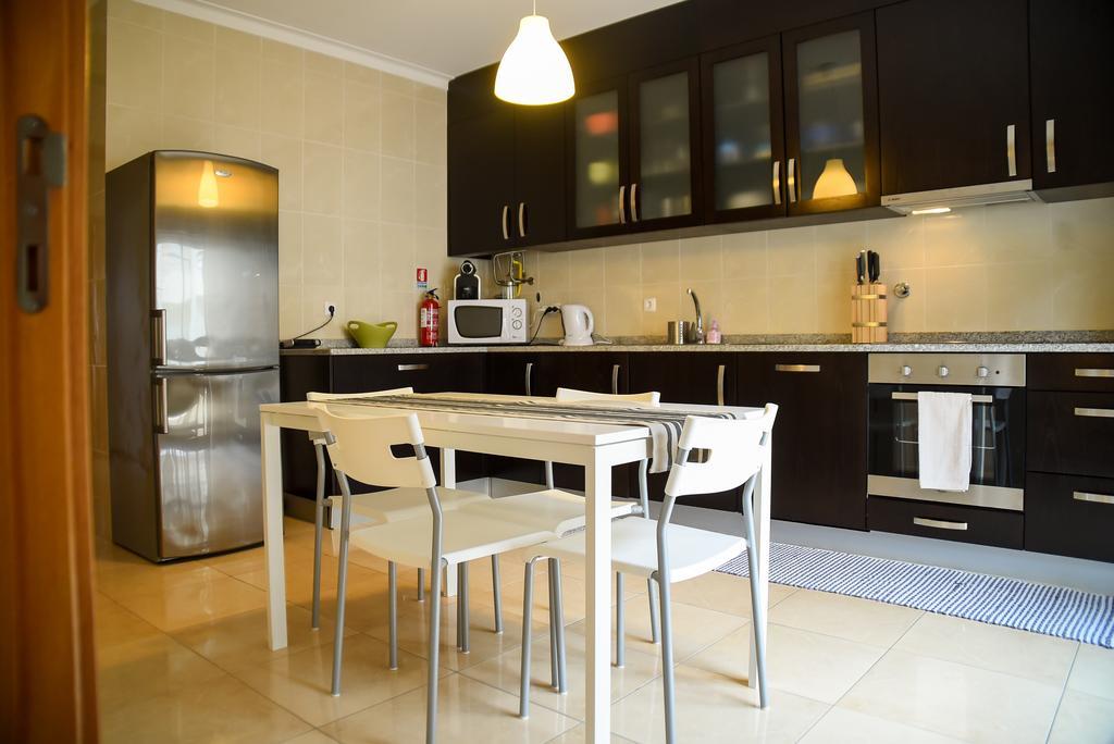Midway To Geres And Braga Apartment Амарес Екстериор снимка